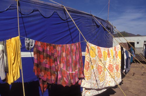 The traveling show doesn't have enough money to leave town, Alamos, Sonora, Mexico.  Photo by Anders Tomlinson.